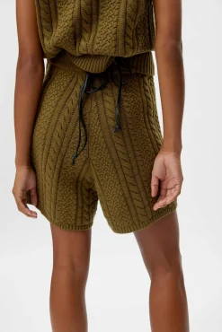 Carlagz Shorts