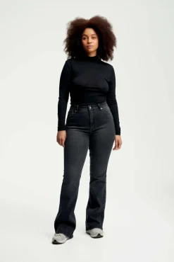 Emilindagz Hw Flared Jeans
