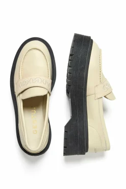 Leonoragz Loafers