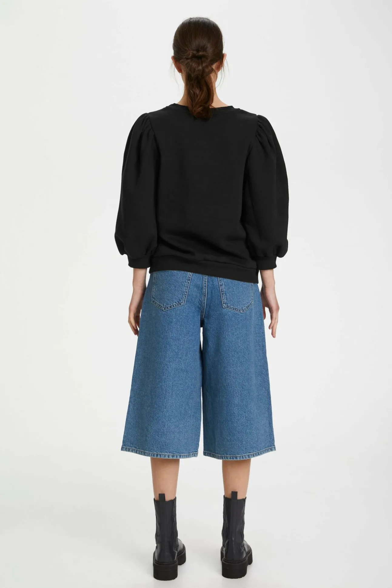 Nankitagz Sweatshirt